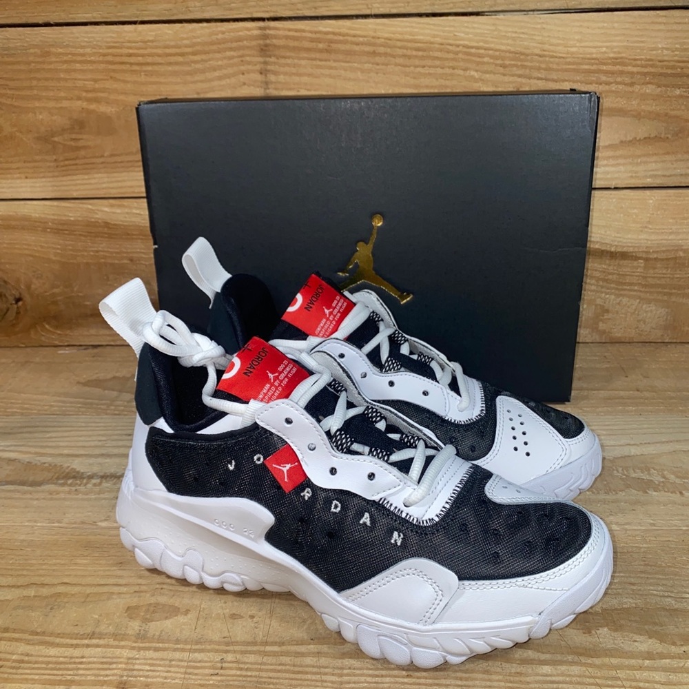 Nike Jordan Delta 2 GS Basketball Shoes CZ0834-011: Sizes 4Y-7Y/5.5-8.5W